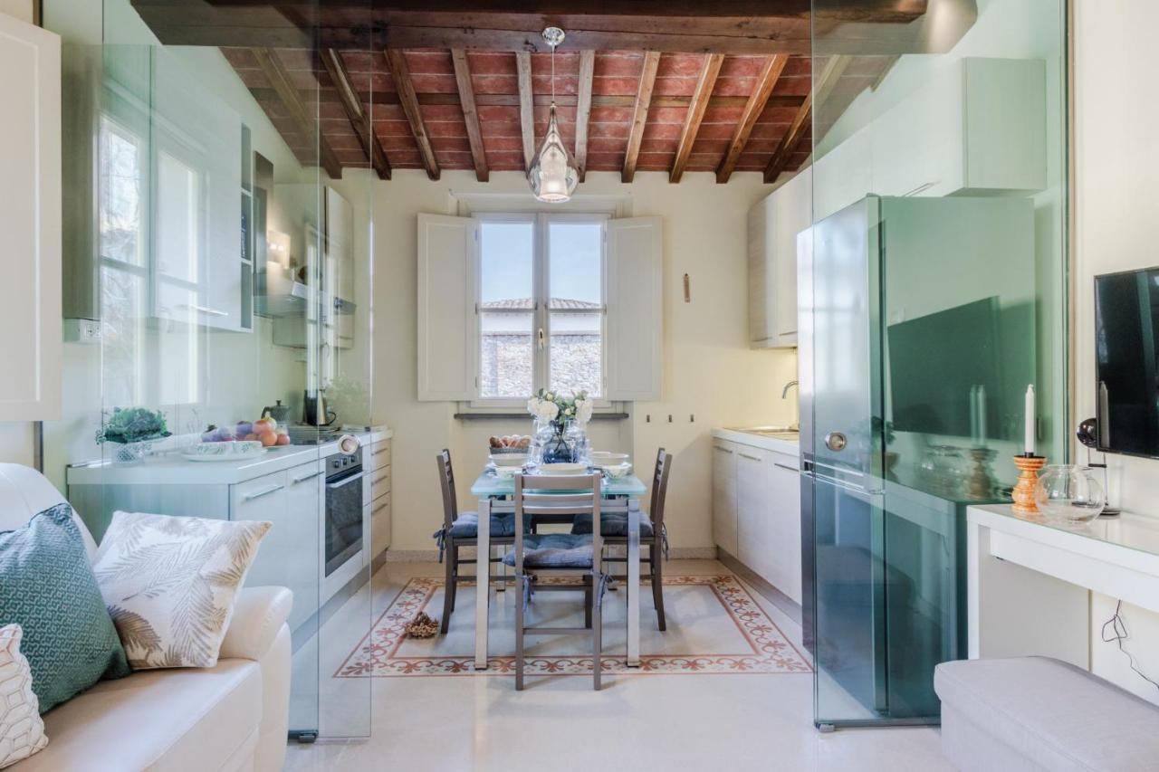 Apartamento Helene Smart Flat With Elevator Inside Lucca Exterior foto
