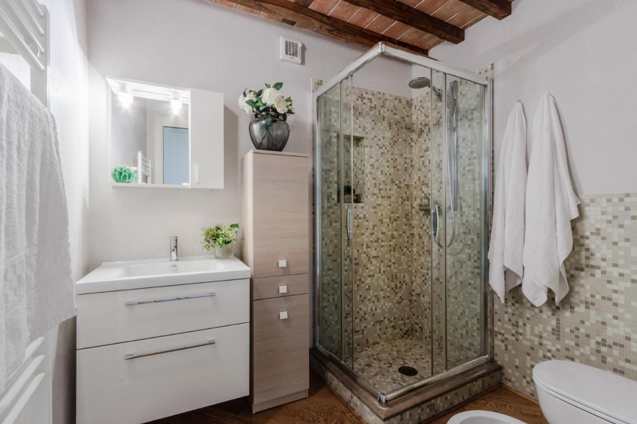 Apartamento Helene Smart Flat With Elevator Inside Lucca Exterior foto